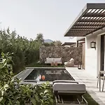 The Olivar Hotel Mesongí