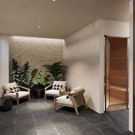 The Olivar 5* Mesongí