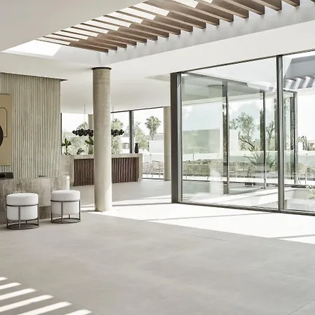 The Olivar Hotel Mesongí