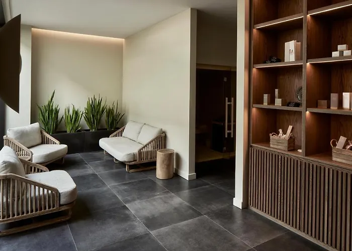 The Olivar 5* Mesongí