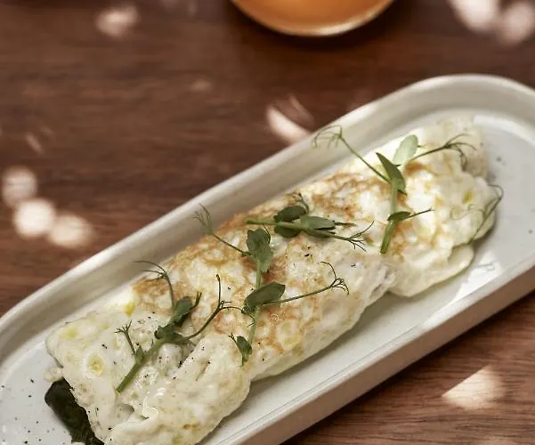 The Olivar Μεσογγή